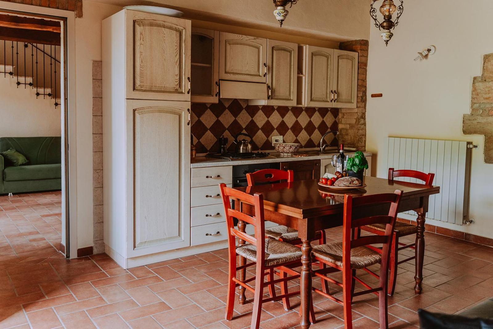 Agriturismo Lucertola بمونتيكاتيني فال دي سيسينا الغرفة الصورة