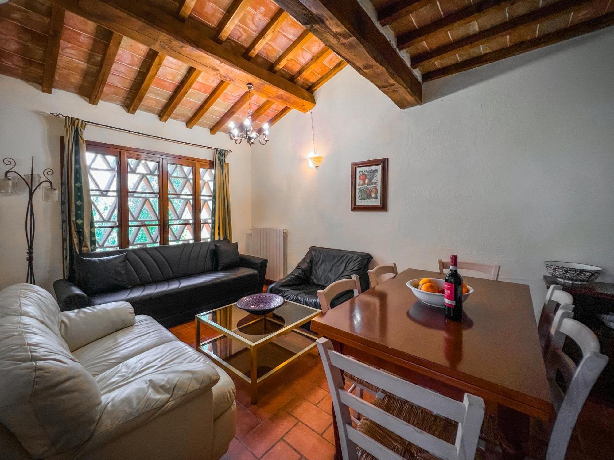 Agriturismo Lucertola بمونتيكاتيني فال دي سيسينا الغرفة الصورة