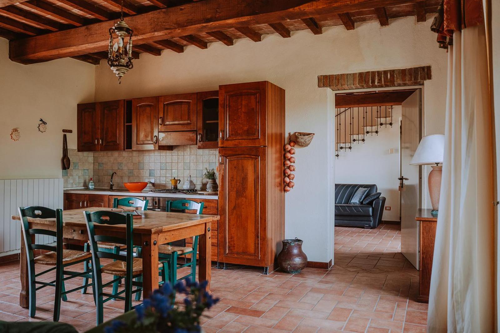 Agriturismo Lucertola بمونتيكاتيني فال دي سيسينا الغرفة الصورة