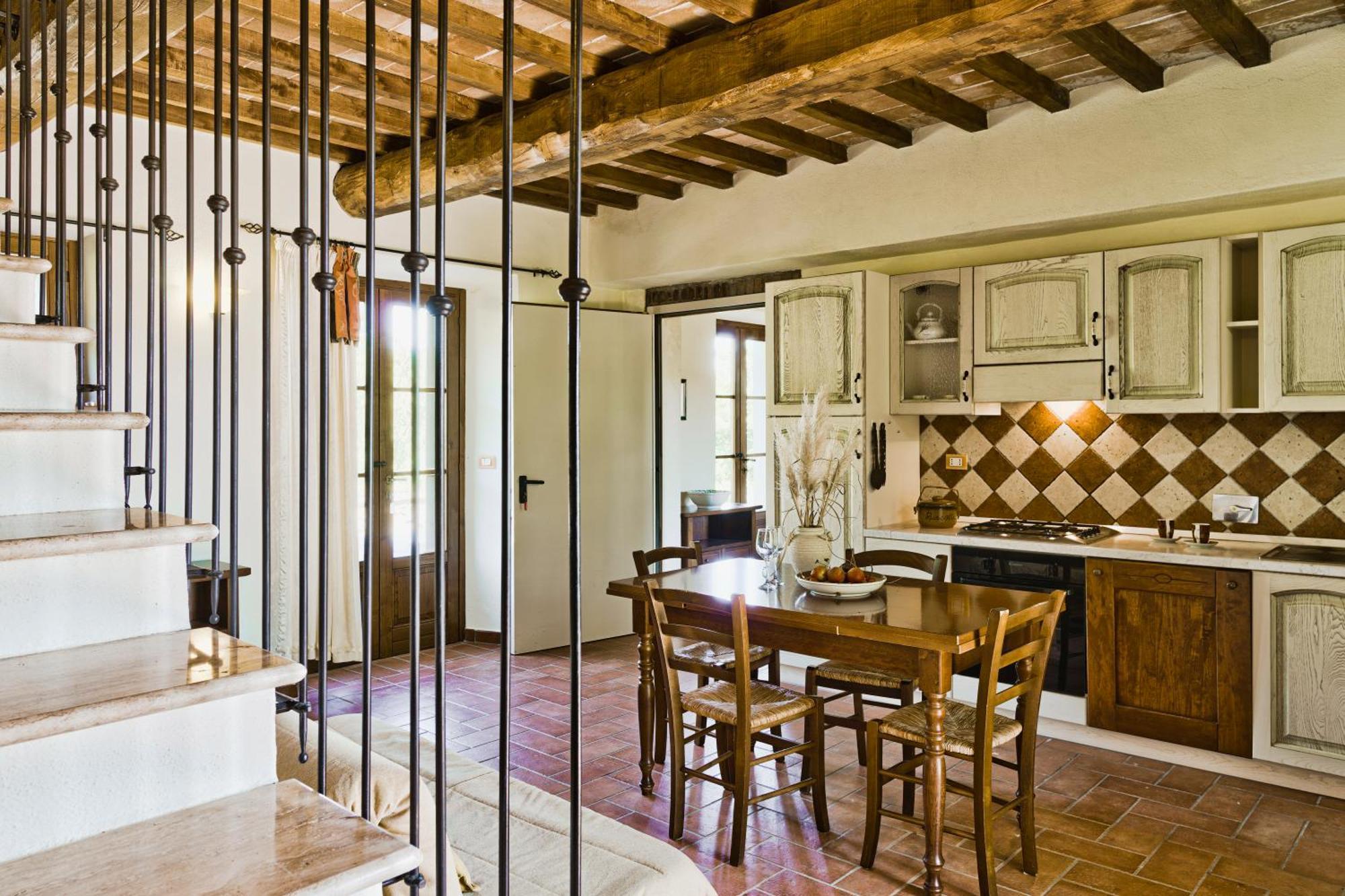 Agriturismo Lucertola بمونتيكاتيني فال دي سيسينا الغرفة الصورة